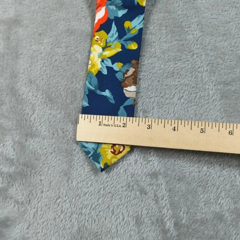 Penguin‎ Skinny Tie Mens 57.5 x 2.25 Floral Flowers Munsingwear Slim Mod